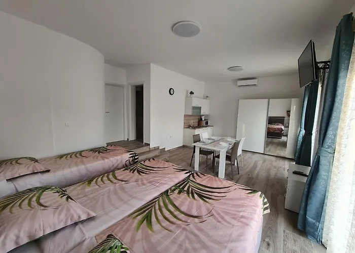Elizabeta Apartment *